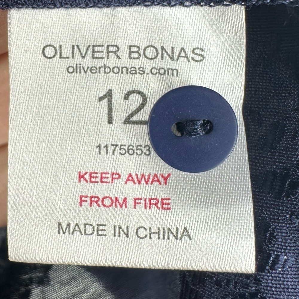 OLIVER BONAS Navy Blue Textured Flowy Blouse with Puff Sleeve Size 12 - Picture 7 of 8